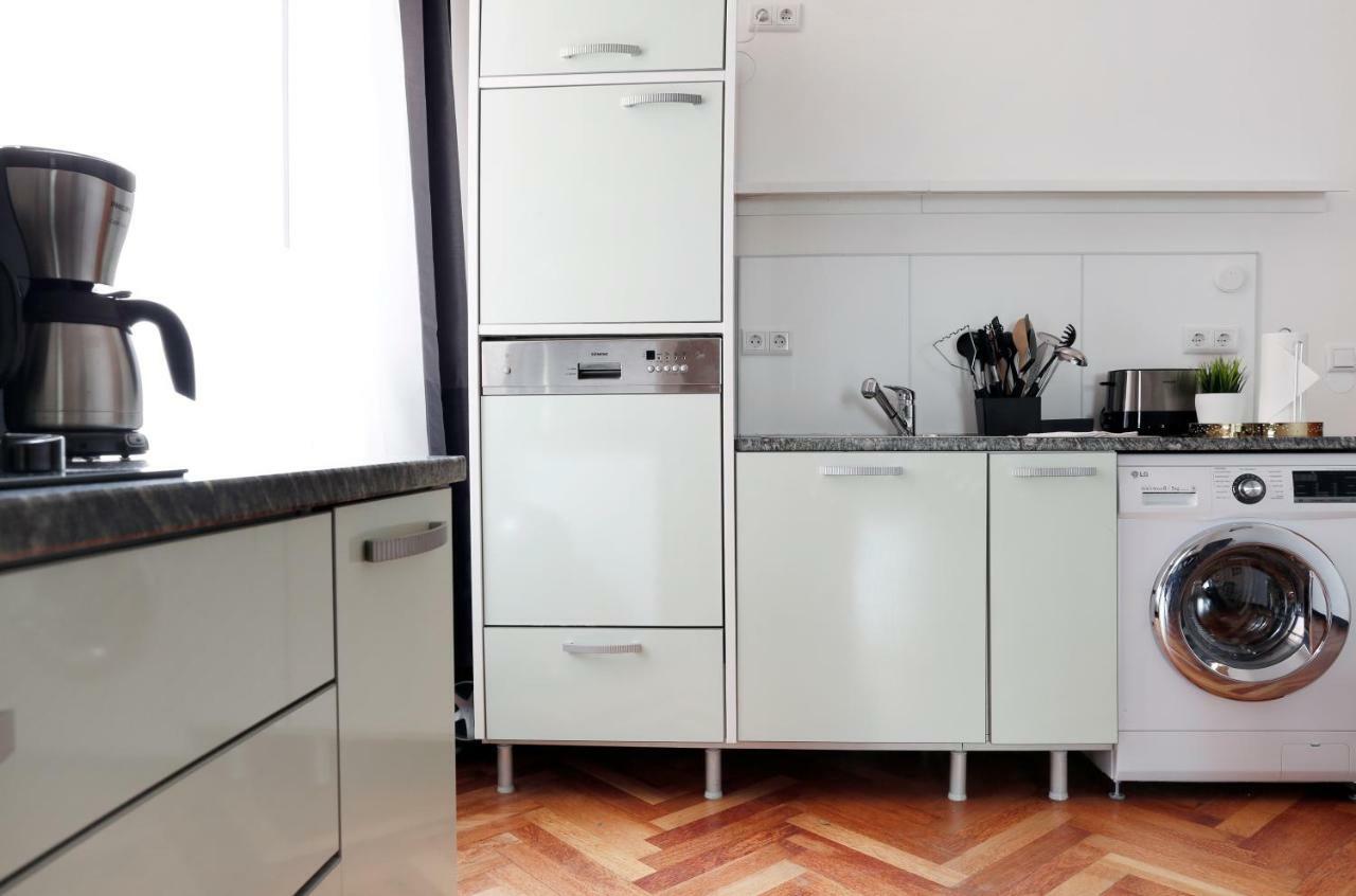 Katz By Rockchair Apartments L Superhost Status L 3 Bedrooms Boxspringbeds 2 Bathrooms In City Center - Cozy Family & Business Flair Welcomes You! Berlin Exteriör bild